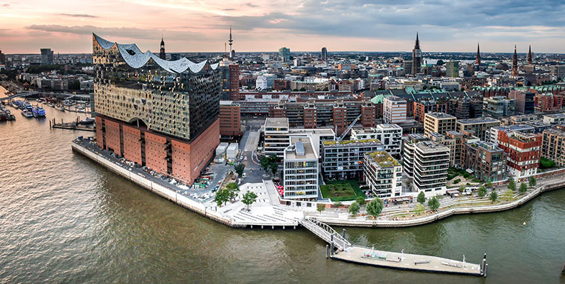 Hamburg HafenCity - Heimat der Steuerberatung Thomas Breit